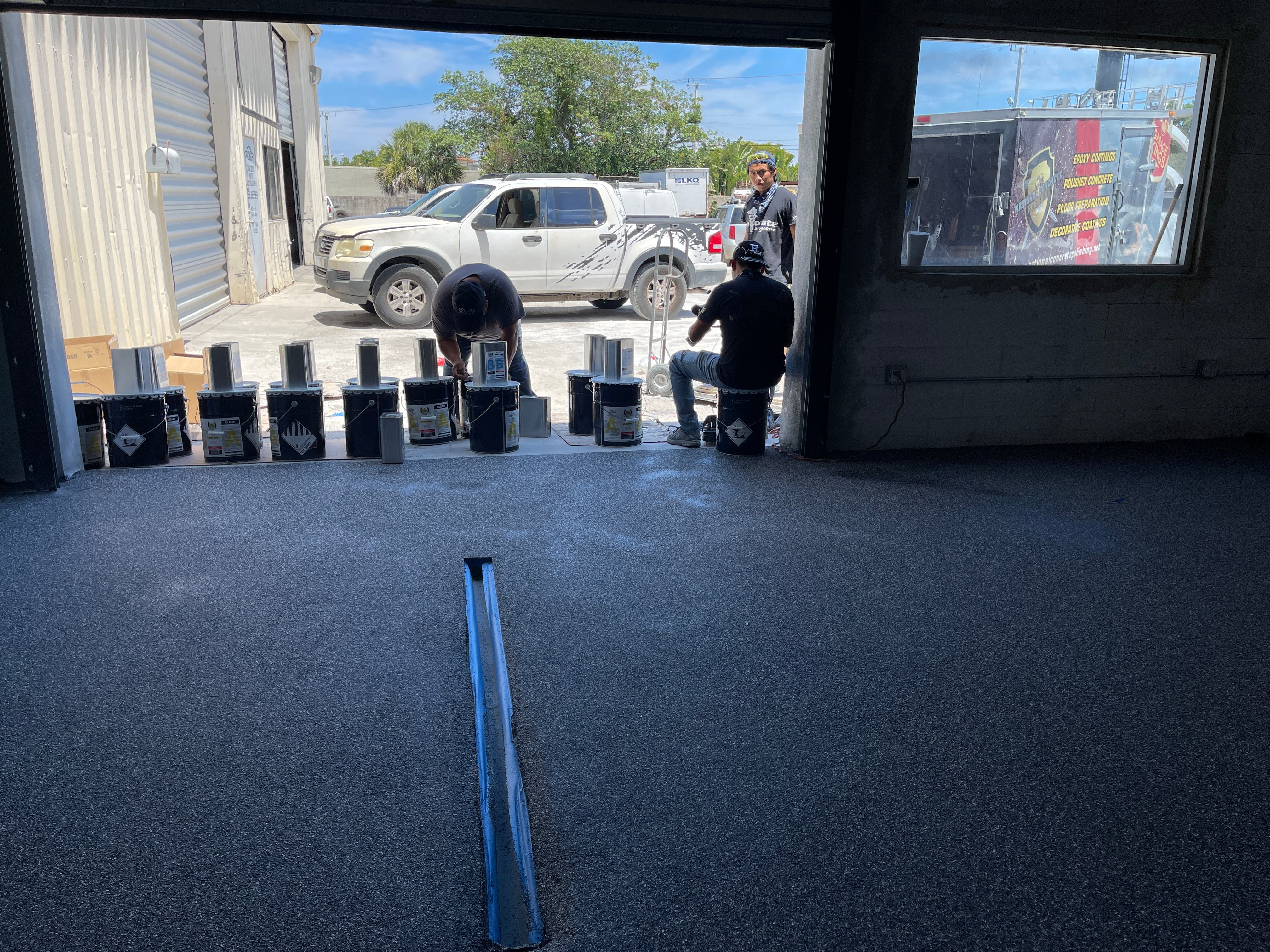 How to Prepare a Garage Floor for Epoxy